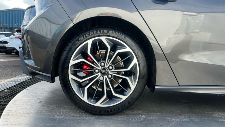 Ford Focus 1.0 EcoBoost Hybrid mHEV 155 ST-Line X Ed 5dr Auto Petrol Hatchback